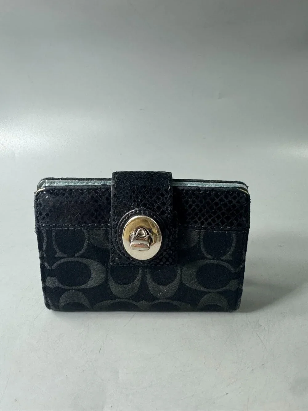 Authentic Vintage Coach Black Signature Canvas Turnlock Bifold Wallet